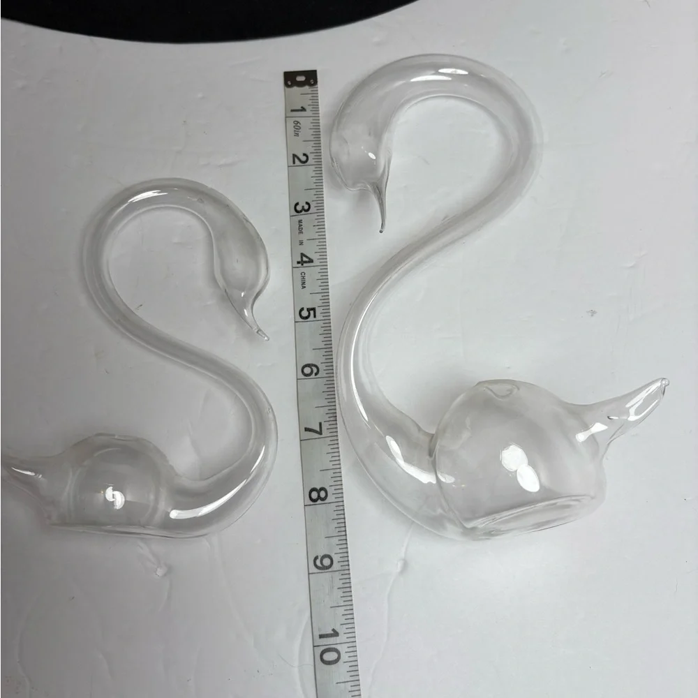 Vintage Pair of Delicate Clear Glass Swan Bud or Propagation Vases